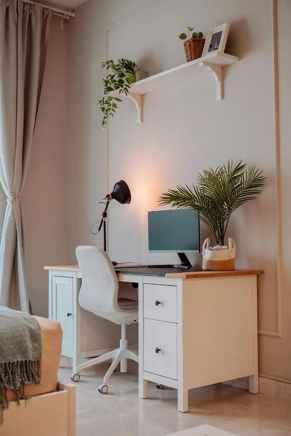 Chic Studio In Dubai Downtown Apartment